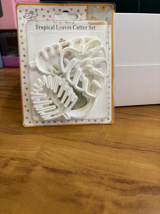 Tropical Leaves Cutter Set